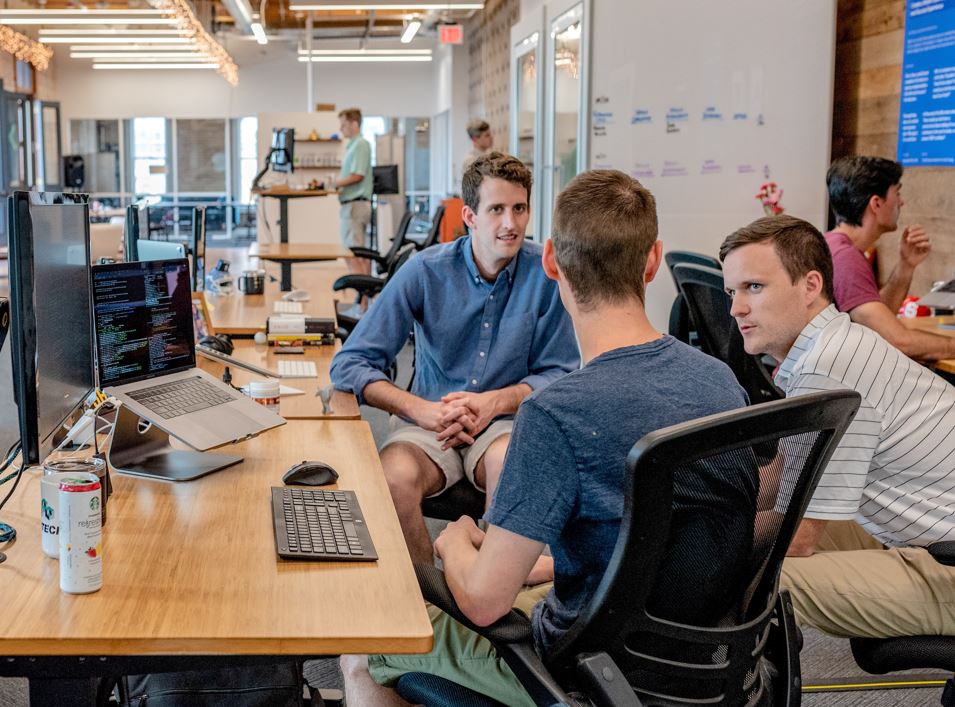 Fostering Creativity in Employer Branding through Effective Communication 9 employee communications current and potential employees existing employees